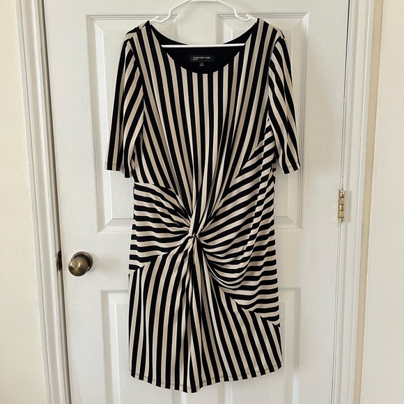Jones New York Dresses & Skirts - Jones New York Black and Beige Striped Midi Dress